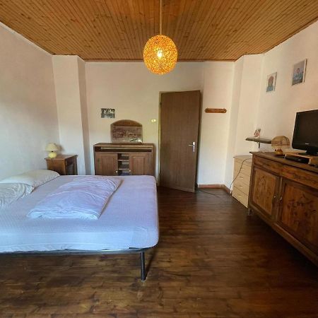 Casa Vacanza Pegrini Nel Centro Storico Di Ґаві Екстер'єр фото
