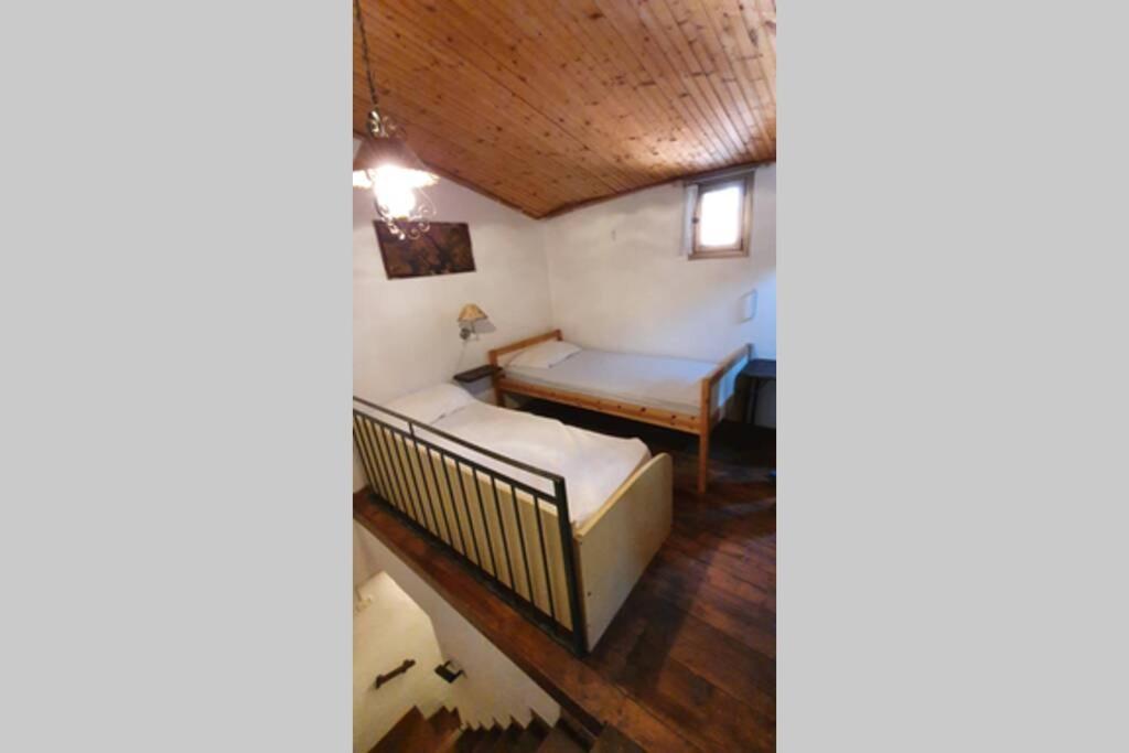 Casa Vacanza Pegrini Nel Centro Storico Di Ґаві Екстер'єр фото