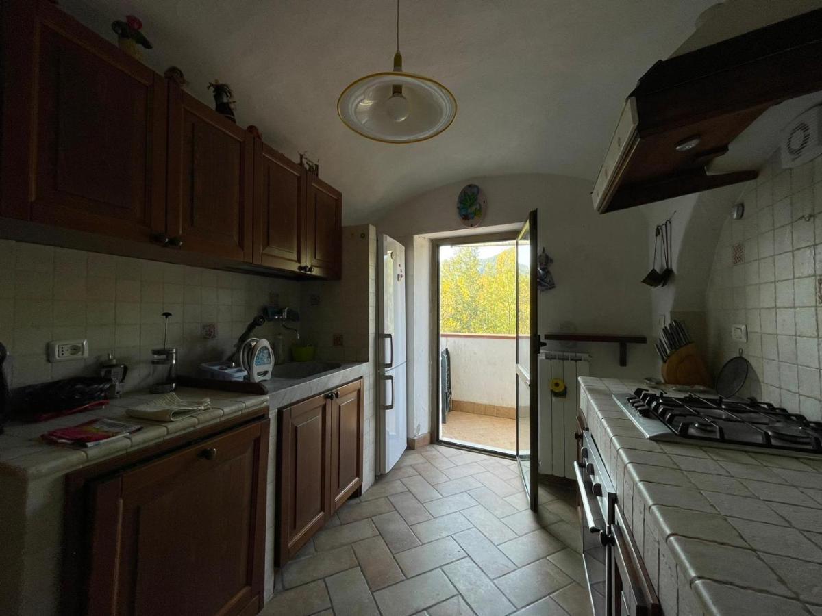 Casa Vacanza Pegrini Nel Centro Storico Di Ґаві Екстер'єр фото