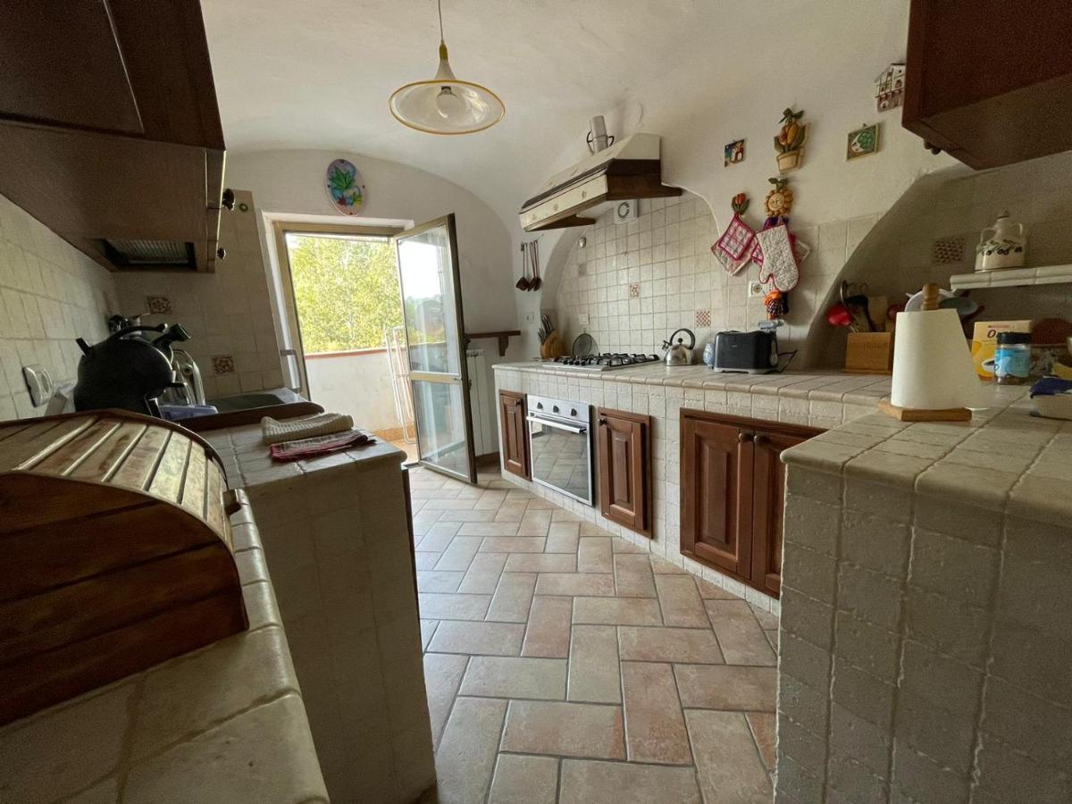 Casa Vacanza Pegrini Nel Centro Storico Di Ґаві Екстер'єр фото